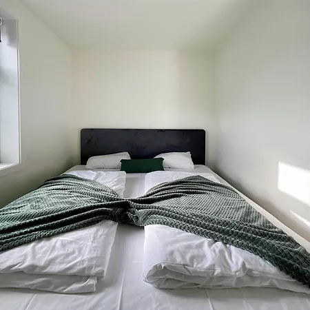 Apartment Vibrant On Bustling Street, Above A Restaurant Perfect For Tourists, Stavanger