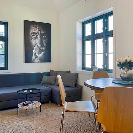 Apartment Vibrant On Bustling Street, Above A Restaurant Perfect For Tourists,