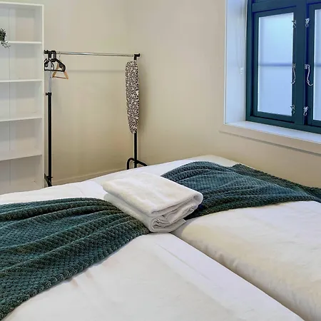 Apartment Vibrant On Bustling Street, Above A Restaurant Perfect For Tourists,