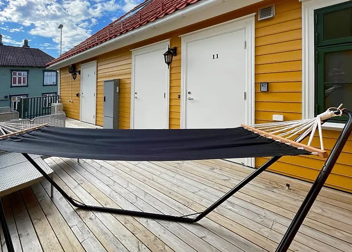 Leilighet Vibrant On Bustling Street, Above A Restaurant - Perfect For Tourists, Stavanger