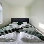 Apartment Vibrant On Bustling Street, Above A Restaurant Perfect For Tourists, Stavanger